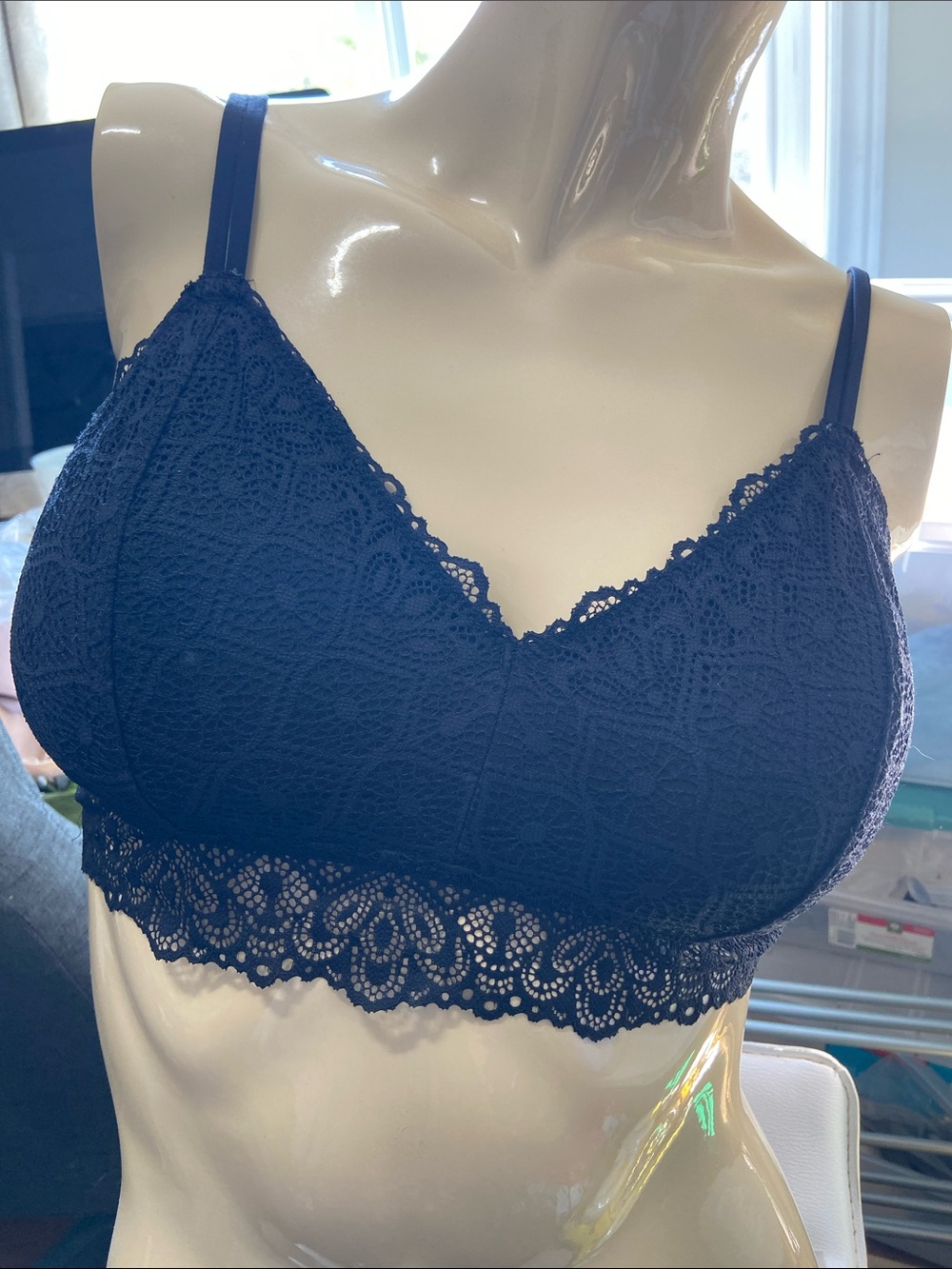 Medium Maurices black Lace Bralette with Scalloped Hem lined cups
